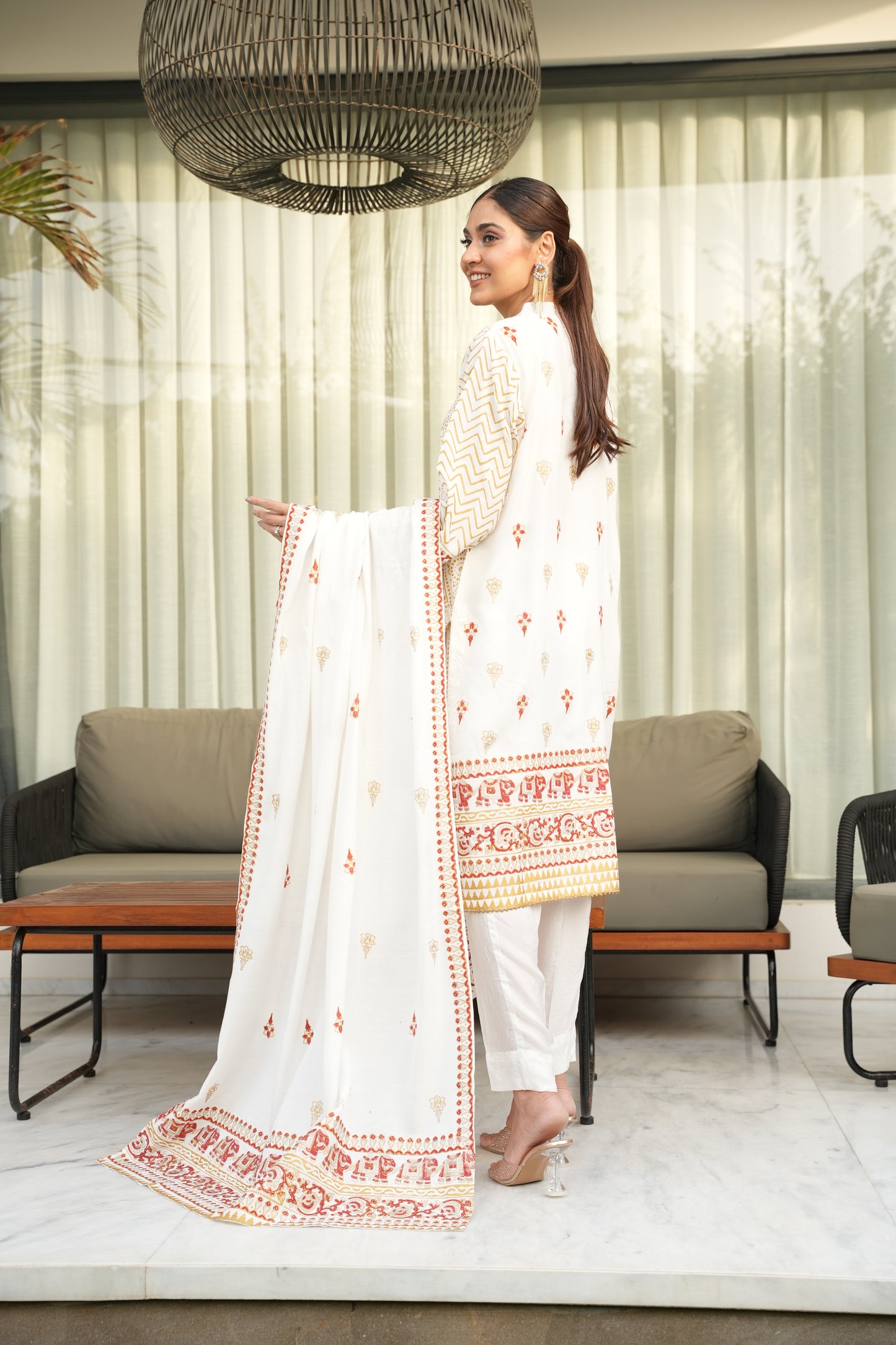 Creamy Pearl - 2 piece unstitched (Shirt & Duppatta)