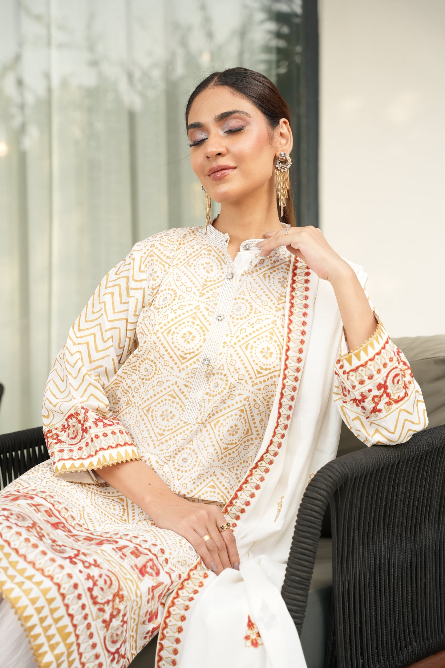 Creamy Pearl - 2 piece stitched (Shirt & Duppatta)