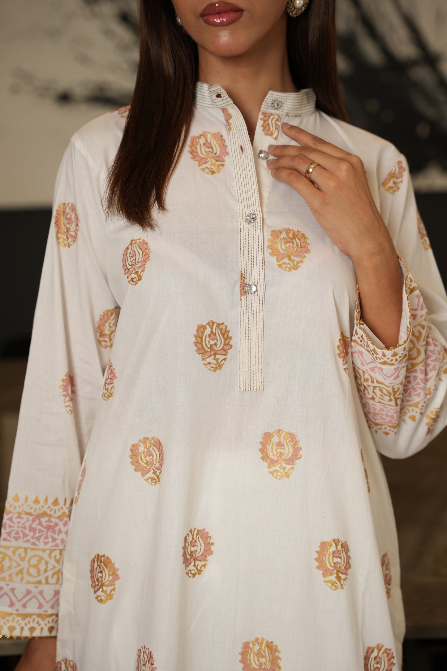 Sandy Rose- 2 piece stitched (Shirt & Duppatta)