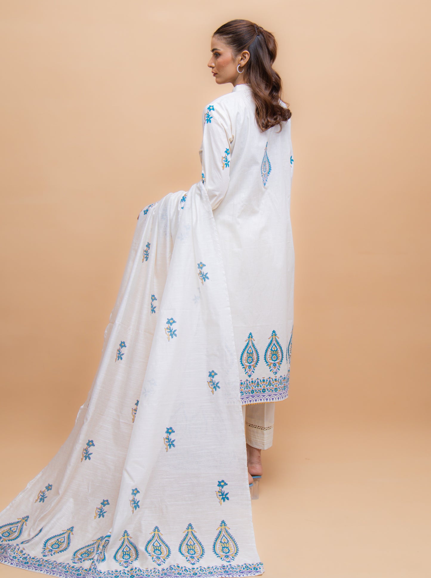 Aira | 3 Pc Suit | Unstitched