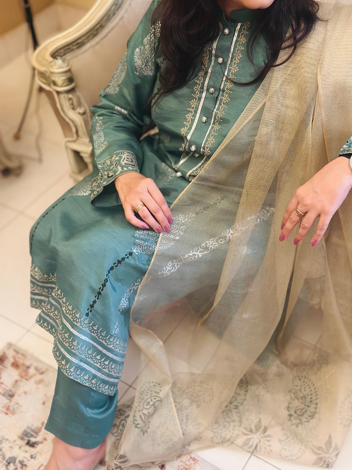 Emerald Radiance (Unstitched)